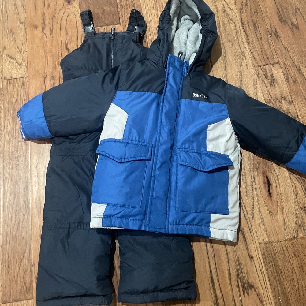 Toddler snow bibs and jacket set